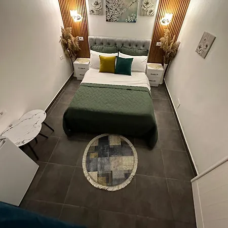 Feti Xhone Apartamento *