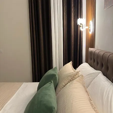 Apartamento Feti Xhone