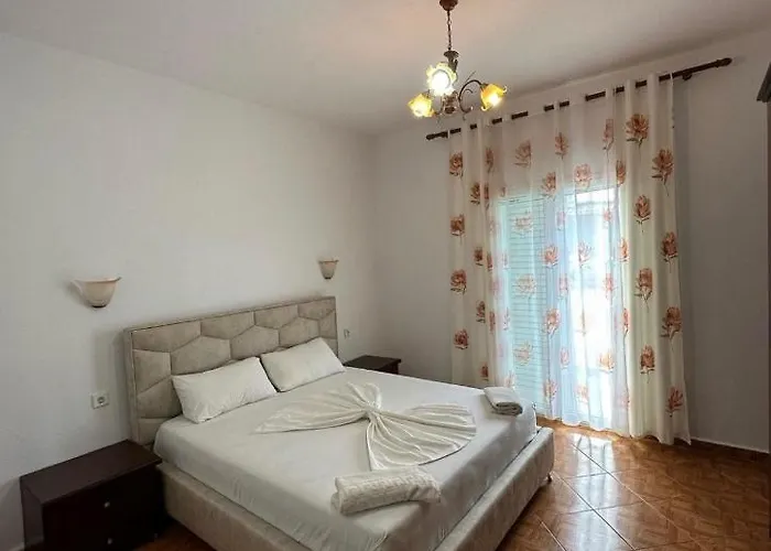 Apartment Feti Xhone