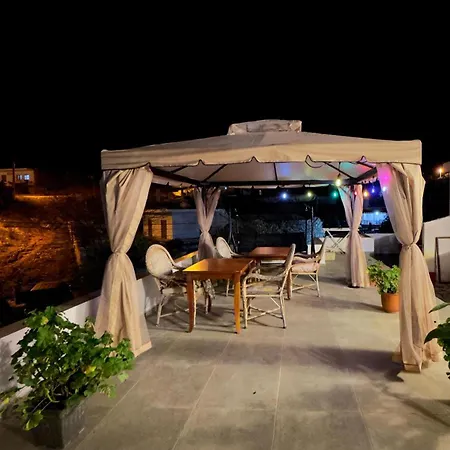 Feti Xhone Apartment